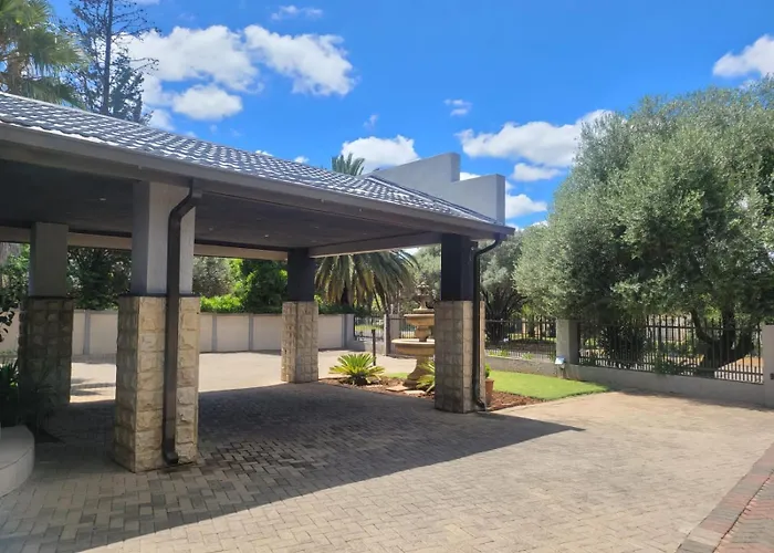 Emzini Guesthouse Universitas Bloemfontein
