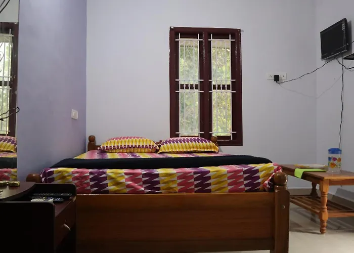 Nakshatran Yelagiri