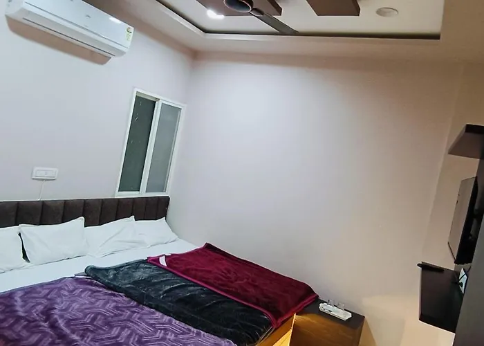 Hotel Rainbow Ujjain