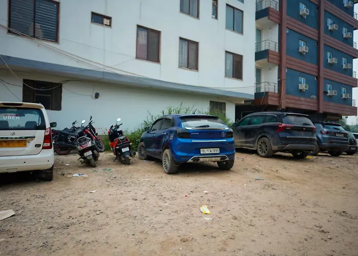 Hotel Yogdeep Prime Inn Delhi 