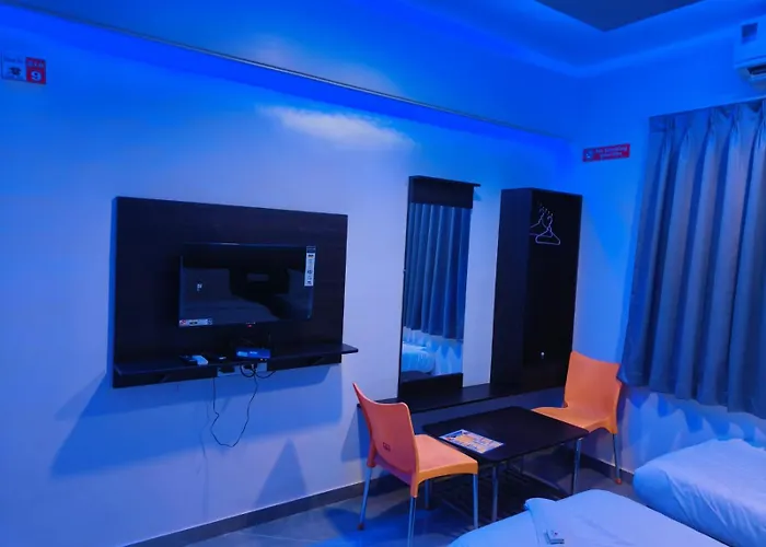 Hotel President Palace, Akkalkot Akalkot