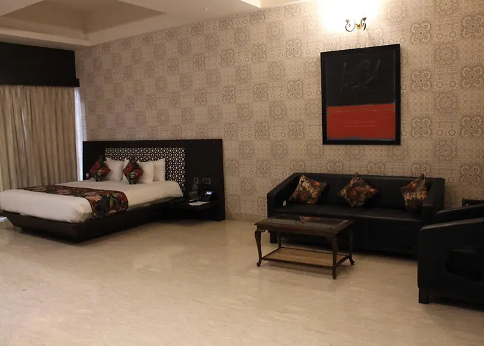 Club Anandam Hotel Raipur 