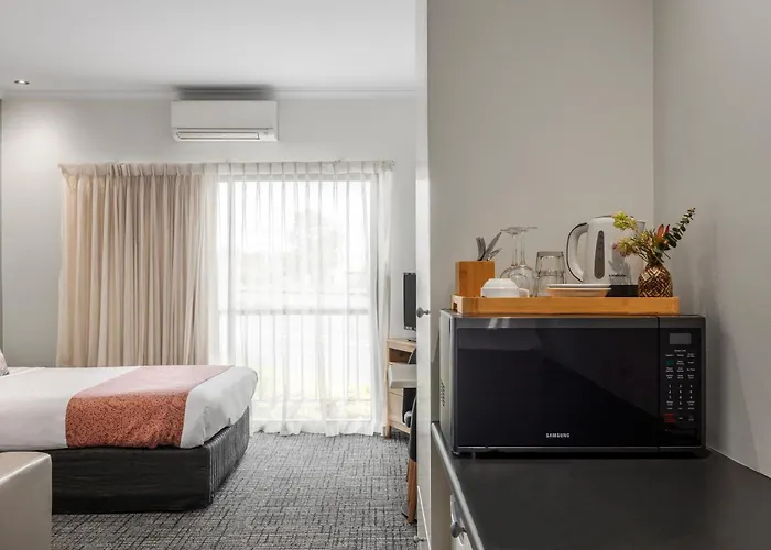 Best Western Geelong Motor Inn & Serviced Apartments