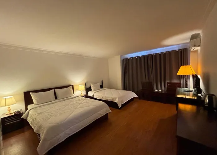 Phung Long Hotel TP. Hồ Chí Minh