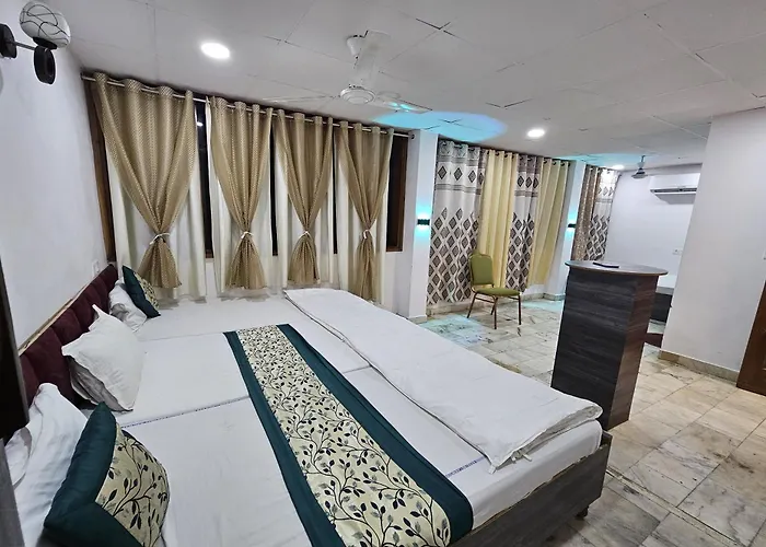 The Fazar Residency Near Hazrat Nizamuddin Dargah Hotel New Delhi