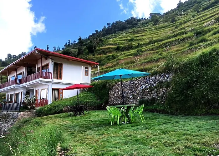 The Vintage Hill Village - Himalayan Boutique Resort Kanatal