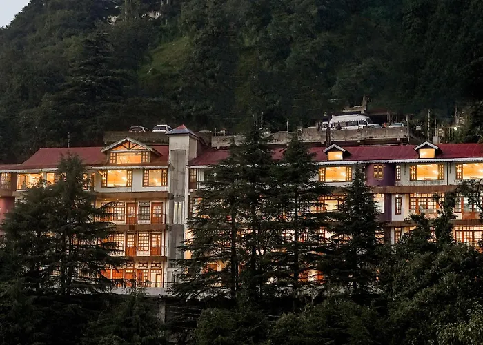 Pax Hotel Ark 150 Meters From Mall Road Dalhousie