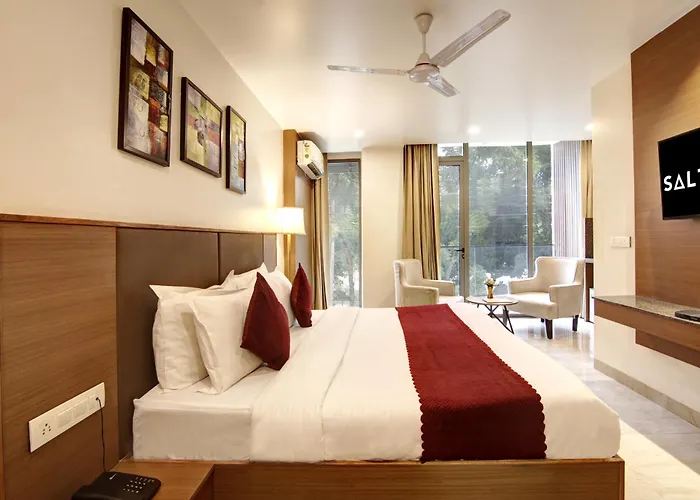 Saltstayz Select - Unitech Cyber Park Gurgaon