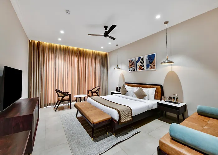 Maira Resort And Convention Centre Raipur 