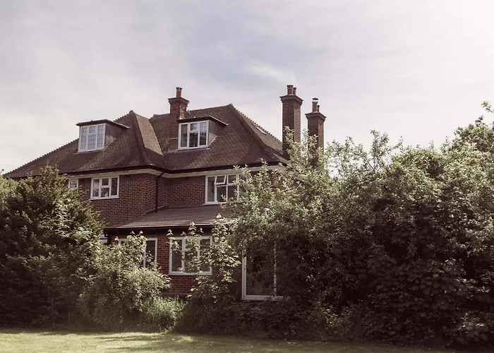 Lowbell House London Colney