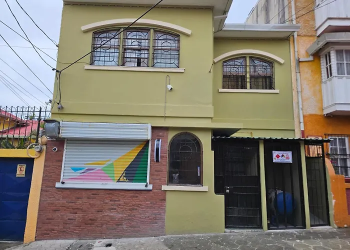 Hostel La Cali Inn San Jose 