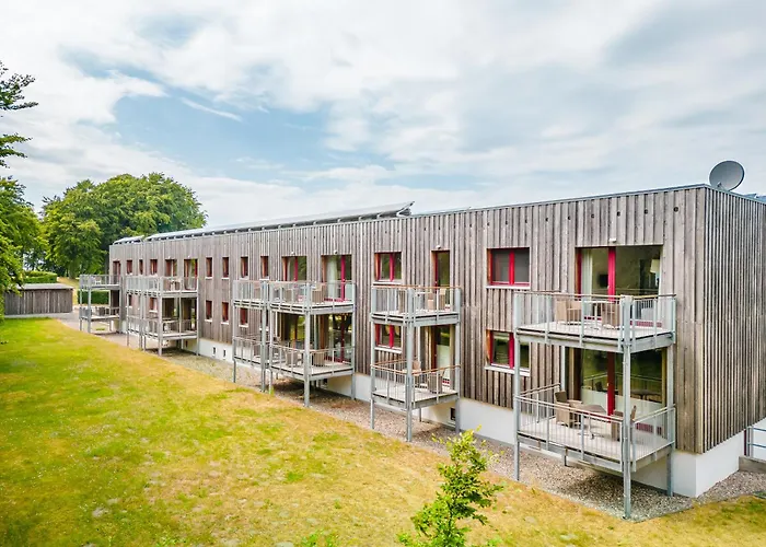 Schloss Ranzow - Kleines Romantik Hotel - Wellness - Golfplatz - Hochzeiten & Feiern Lohme