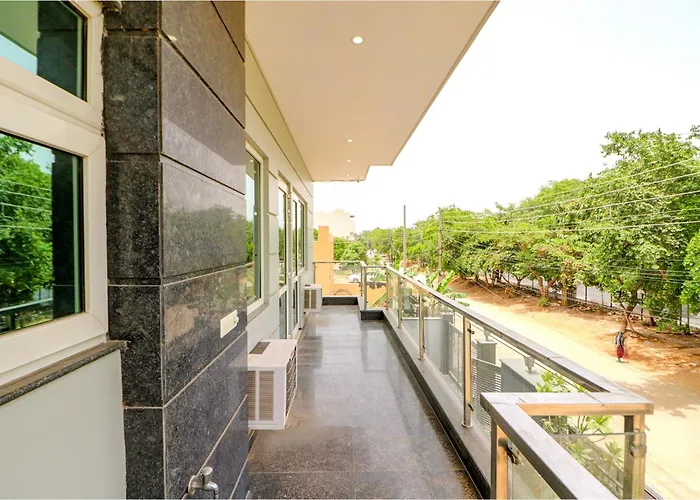 Trend The Aroma Residency Gurgaon Hotel