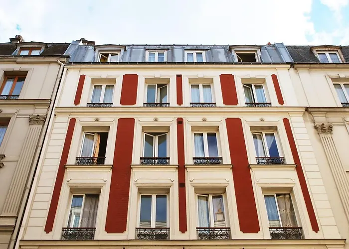 Hotel Avenir Jonquiere París