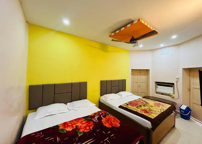 Anand Guest House Assi Varanasi