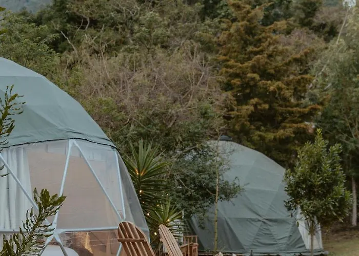 Las Cupulas At Earth Lodge Antigua