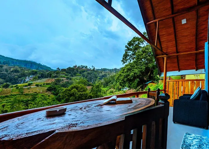 Ella Lovers View Cabins