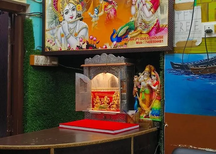 Jamuna Paying Guest House Varanasi