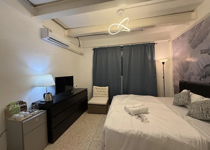 Twenty Two Place Sukhumvit 22 กรุงเทพมหานคร
