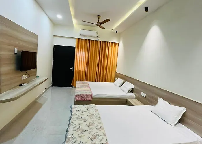 Log Inn Banaras Varanasi