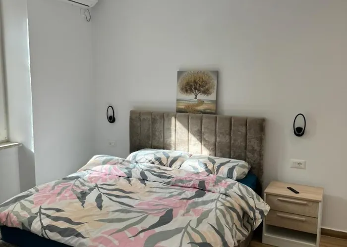 Vila 21 At Blloku Area Tirana