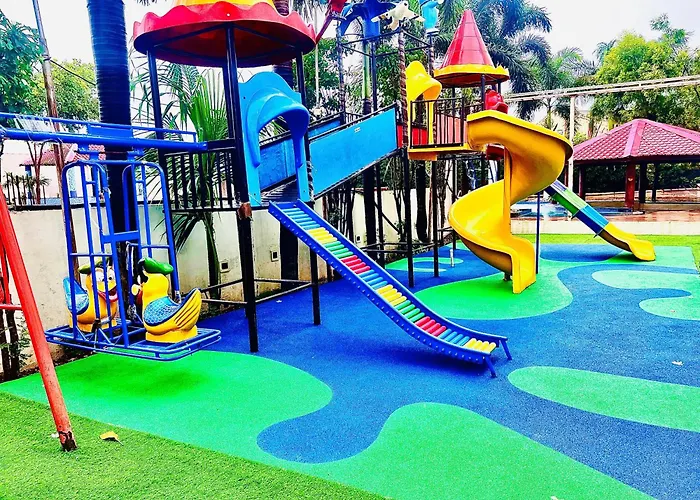 Platinum Resort Itarsi