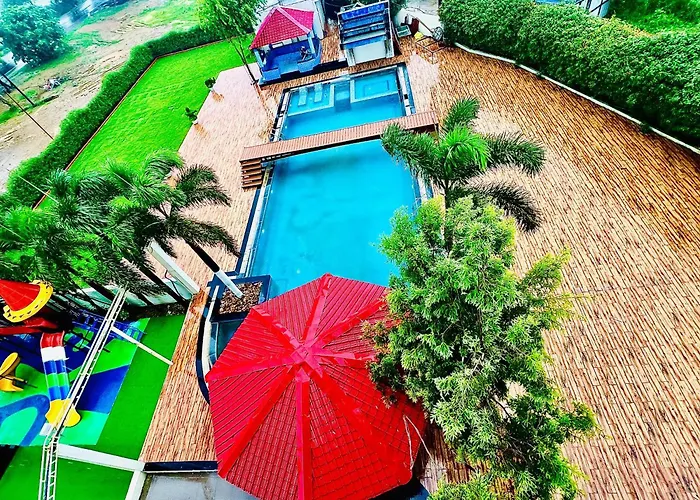 Platinum Resort Itarsi