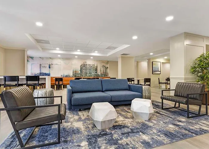 Best Western Plus Sugar Land/Stafford