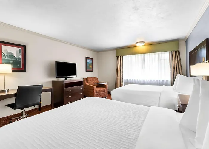 Best Western Plus Parkway Inn Wilsonville