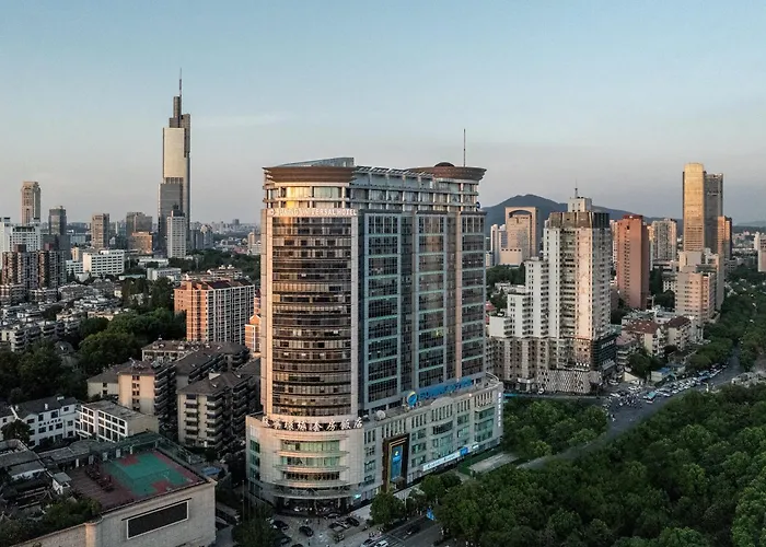 Suning Universal Hotel All-Suites Nanjing 
