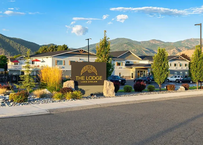 The Lodge Lake Chelan Manson
