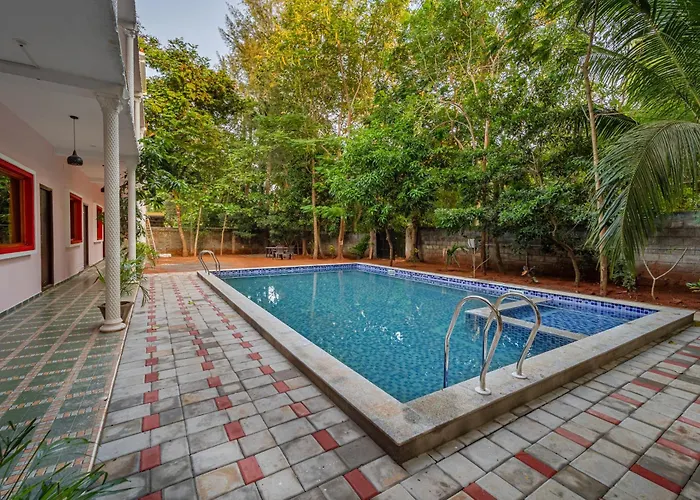 De Jardin Resort Pondicherry With Swimming Pool