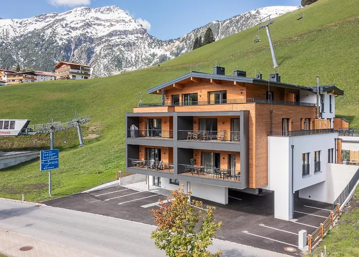 Alpenzauber Apartments By Monteviva Berwang