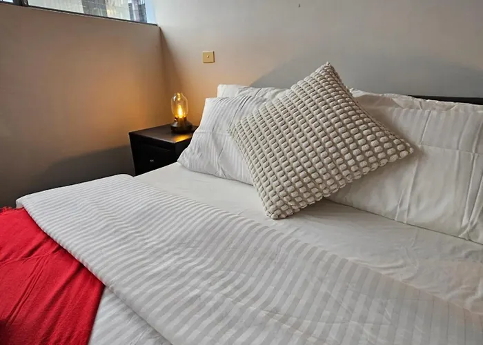Chic Town House Hotel Melbourne