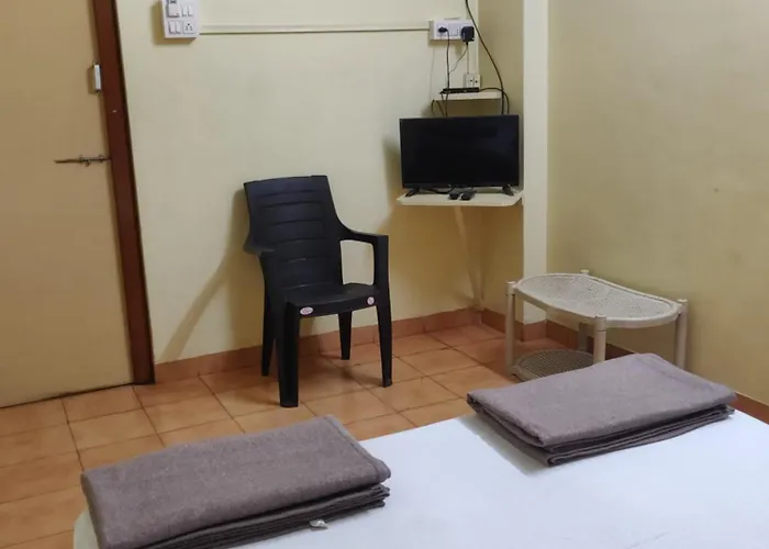 Shraddha Lodge Ratnagiri