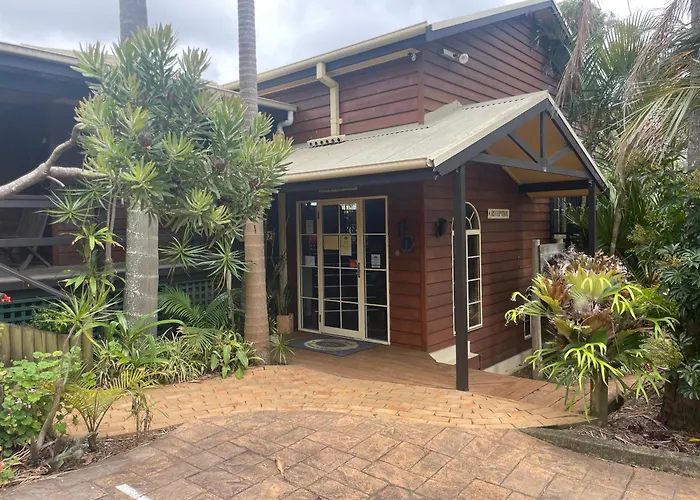 Oasis Inn Ulladulla - Welcoming Guests 18 Years And Older