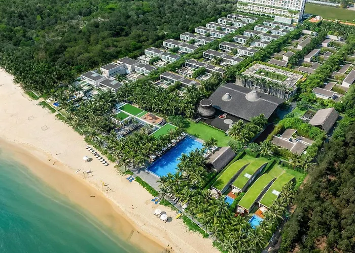 Hotel Naman Retreat Đà Nẵng