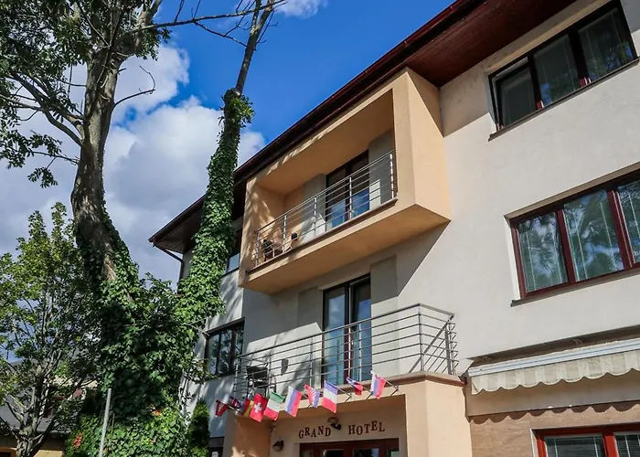 Grand Hotel Senica, Garni