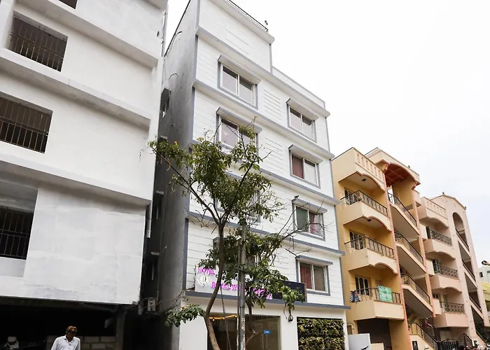 Hotel O Royal Wood Premier Bangalore