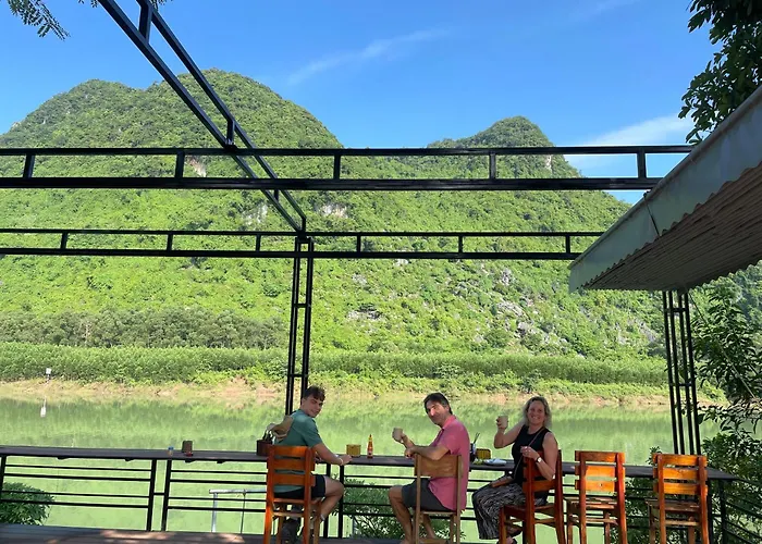 Little Rock Homestay Phong Nha