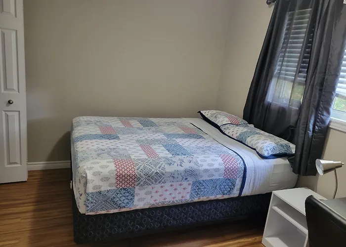 Kingston Comfort Suites - Unit 2