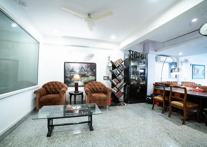 Hotel Gracia Golf Gurgaon