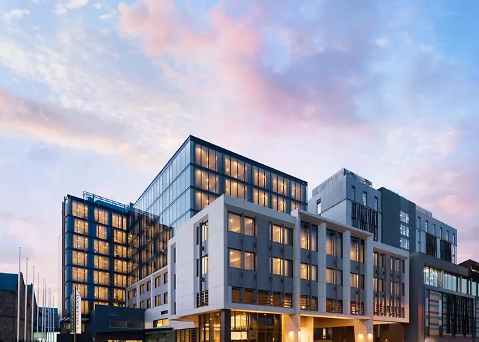Doubletree By Hilton Hobart Hotel