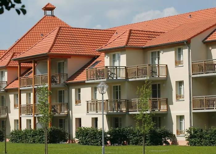 Residence Vtf Les Allees Du Green Levernois