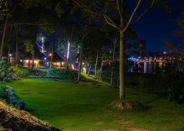 De Rain Eco Beach Resort Entebbe