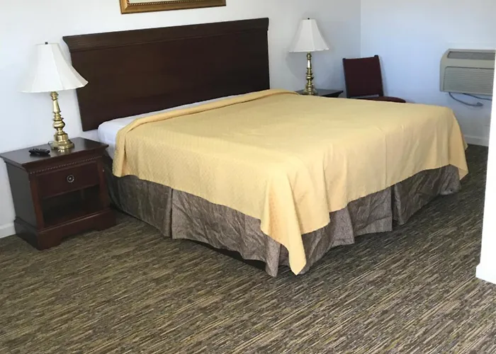 American Inn Angola