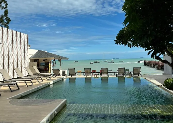 Punnpreeda Beach Resort - Sha Plus Certified Bang Rak Beach 