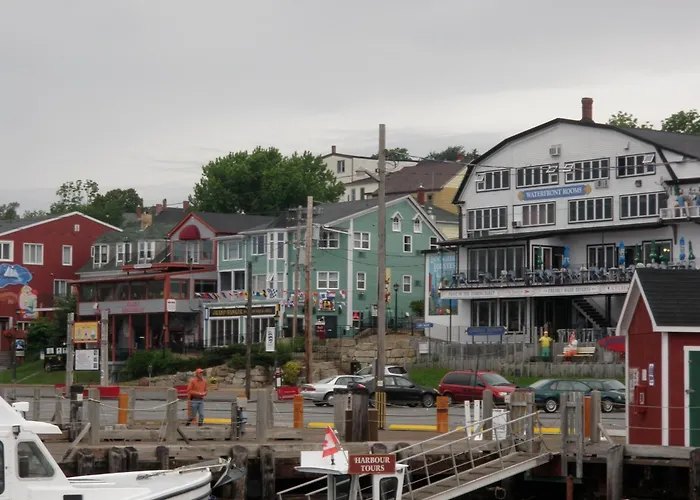 Brigantine Inn Lunenburg