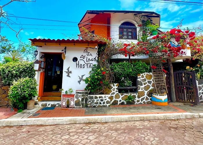 Casa Del Lago Lodging House Puerto Ayora 