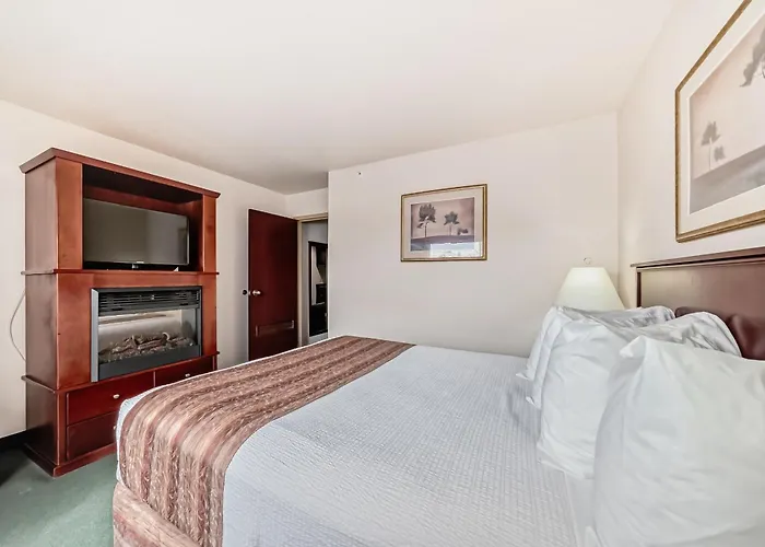Grande Cache Inn & Suites